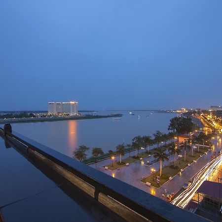 Le Grand Mekong Hotel Phnom Penh Bagian luar foto