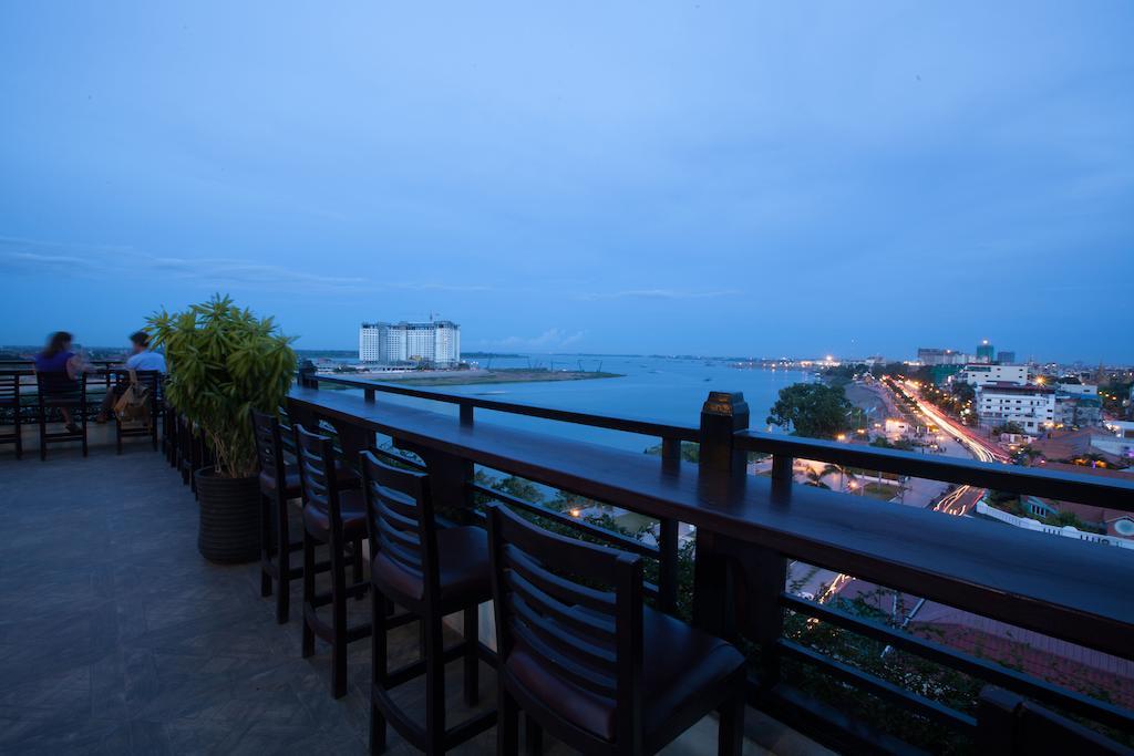 Le Grand Mekong Hotel Phnom Penh Bagian luar foto